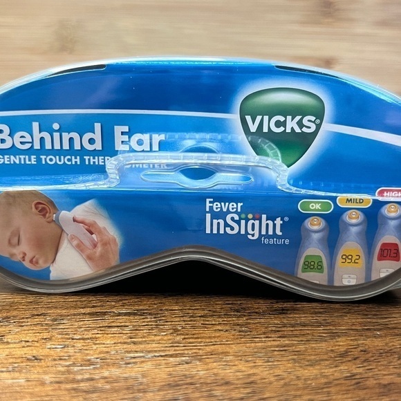 Vicks Behind Ear Gentle Touch Themometer (with Fever Insight Feature) - … - Picture 4 of 4